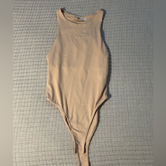 Zara Tops - tan Zara bodysuit